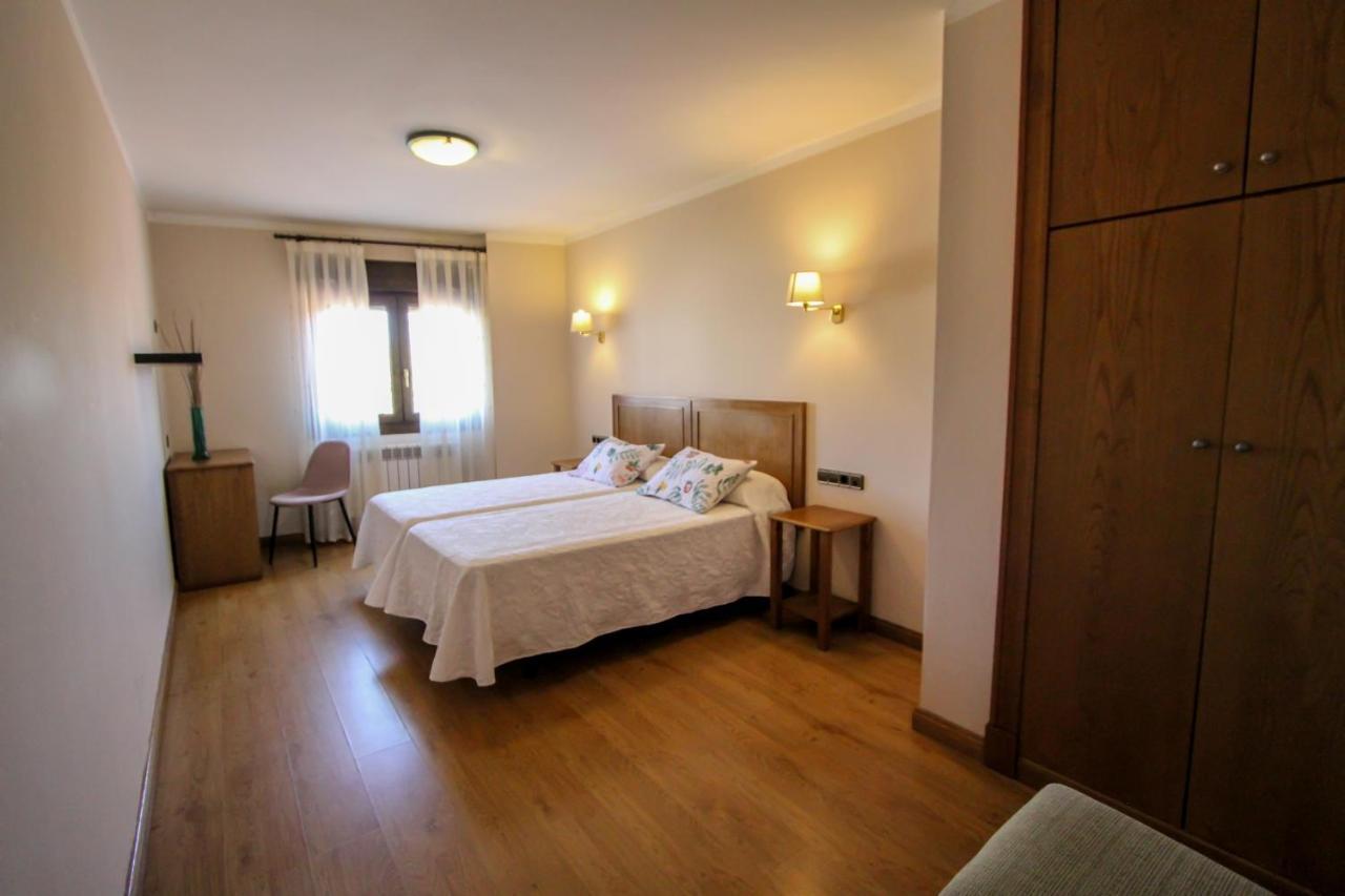 Apartamentos San Jorge Nueva De Llanes Exteriör bild